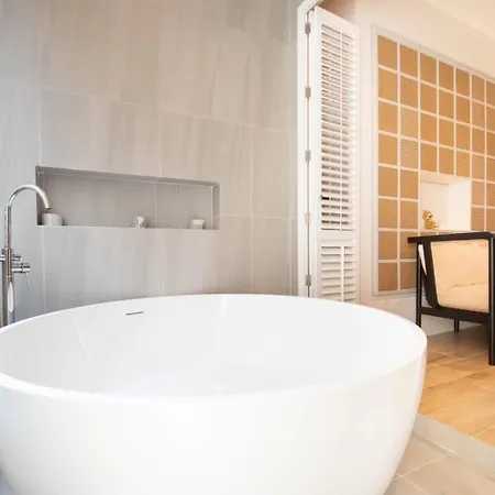 Villa 芭提雅慢时光别墅 *