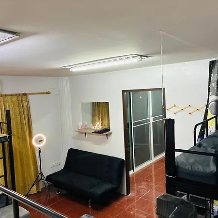 Aparthotel Farang House 3*