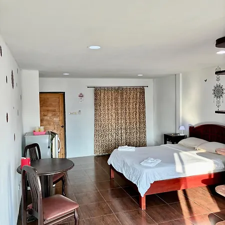 Farang House