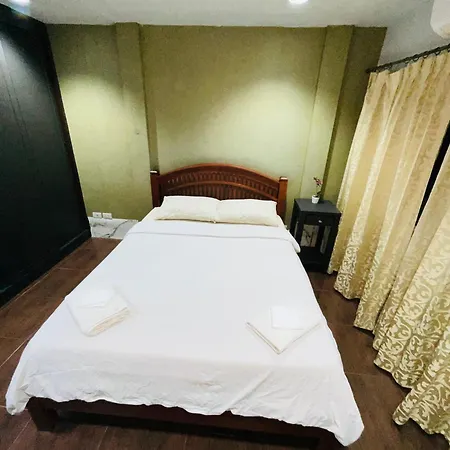 Aparthotel Farang House