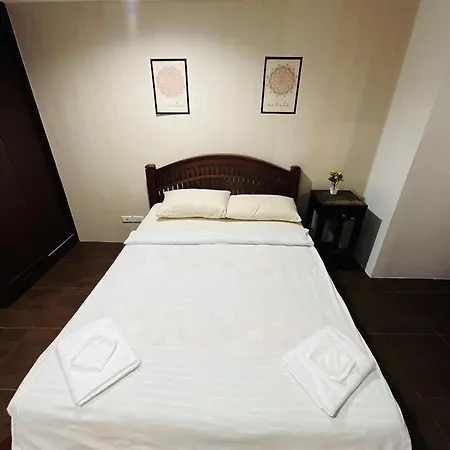 Farang House Aparthotel Pattaya
