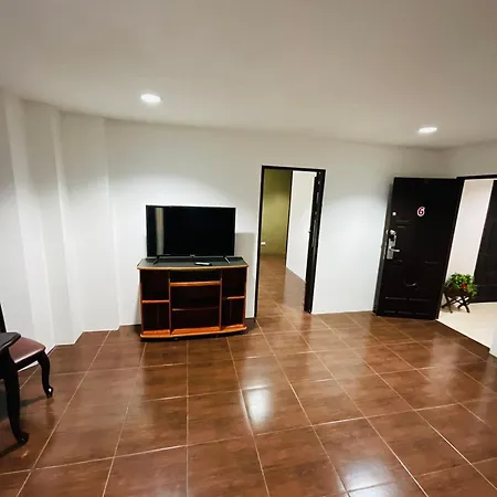 Farang House