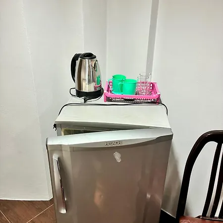 Farang House Aparthotel 3*