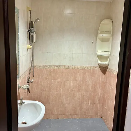 Farang House 3*