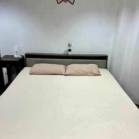 Farang House 3*