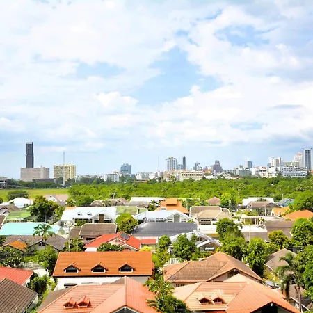 Apartment Sea-view With Large Balcony - View Talay 5d Pattaya