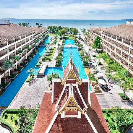 The Heritage Beachfront 4* Pattaya