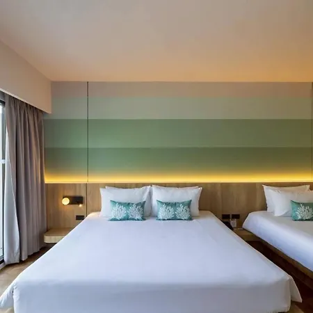 Garden Sea View 5*