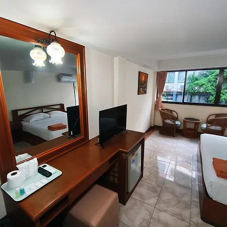 Dream Walking Street Hotel *