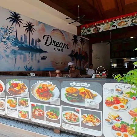 Dream Walking Street Hotel