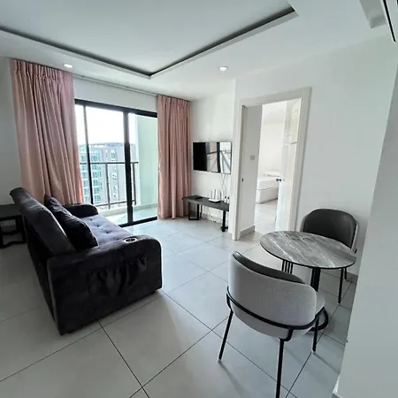 Cirrus 4* Pattaya