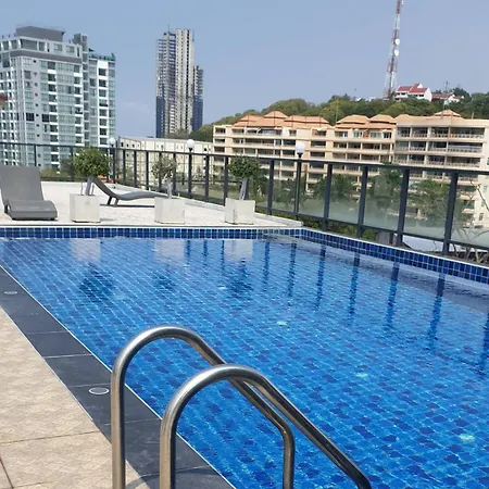 Cirrus Hotel