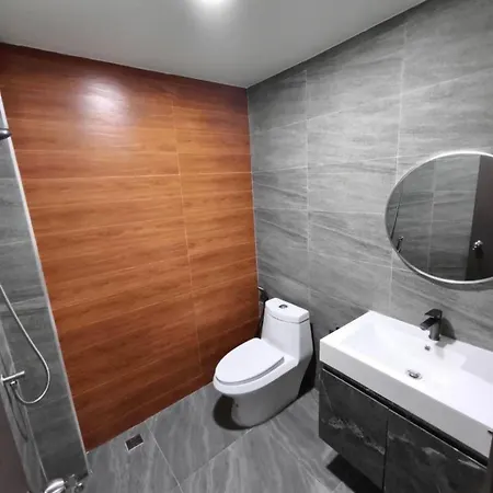 Villa Corrib Village Phratamnak Cozy 4 Bdr Pool