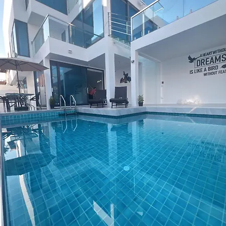 Modern Pool 5 Minutes To Walking Street & Guest house *