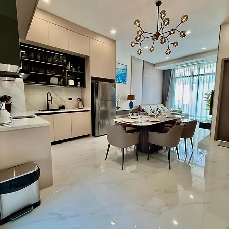 La Richie - Luxury Townhouse In A Comfortable Area Villa Pattaya