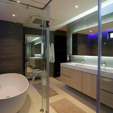 Villa 1600m Nearly Walkstreet Elevator Pattaya
