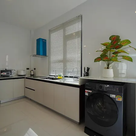 Amarin - Huge 7 Bedroom Private Pool House In Next To Walking Street