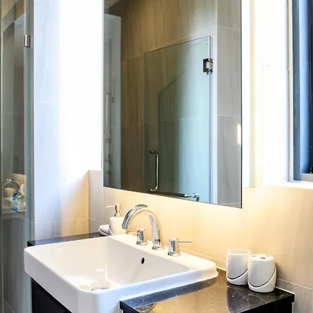 Modern 4br Pool In Good Location Villa *