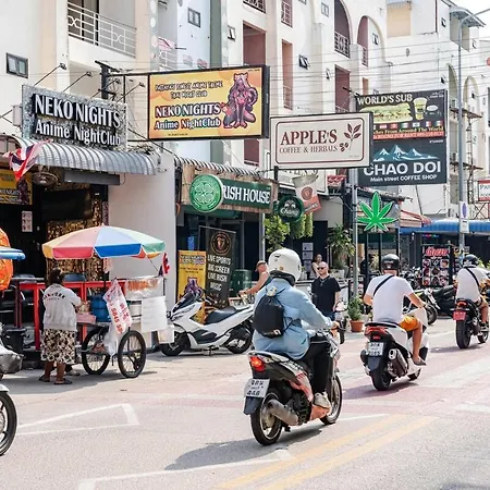 Location 5br Pool Downtown Pattaya