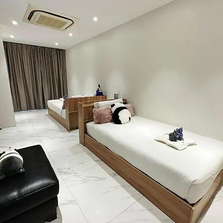 1600m Nearly Walkstreet Elevator Villa Pattaya