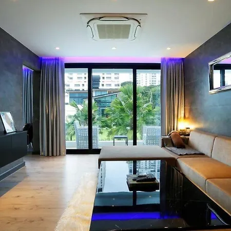 Villa 1600m Nearly Walkstreet Elevator *