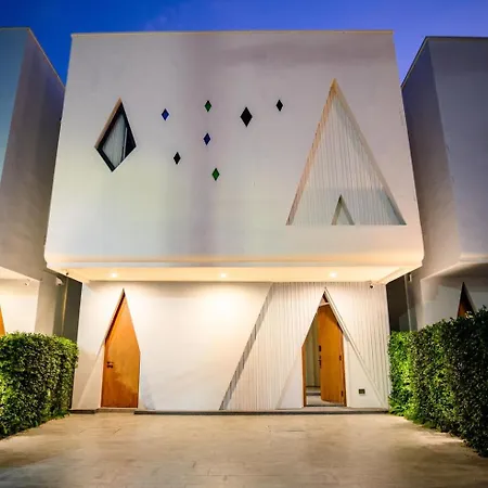 Modern 4br Pool In Good Location Villa