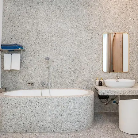 Location 5br Pool Downtown Villa *