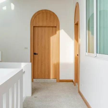 Location 5br Pool Downtown Villa