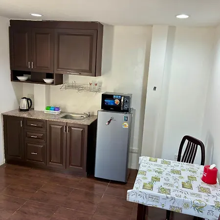 Aparthotel Farang House Pattaya