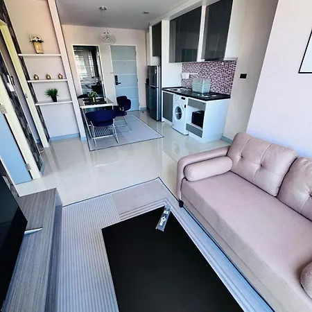 Apartment Shared Only For Women Only One Person *