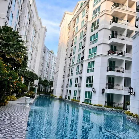 Apartment 芭提雅市中心奥林巴斯水系公寓两卧两卫