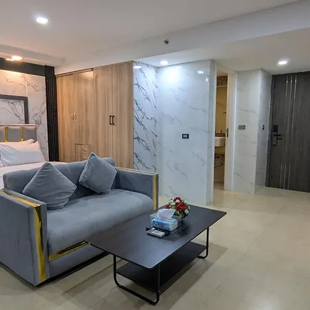 Apartment Luxury Pool Centara Avenue