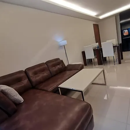คลับรอยัล2bed Pattaya