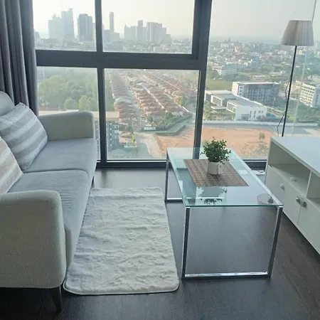 Posh 284 Apartment *