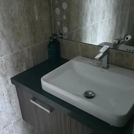Grand Avenue Cityview 50 Sqm Wifi Tv Pattaya