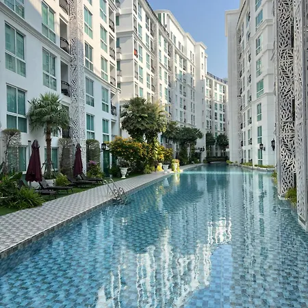 芭提雅市中心泳池景观房 Apartment Pattaya
