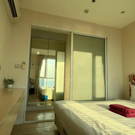 2 Bed Seaview -best Of Location A Gem * Pattaya