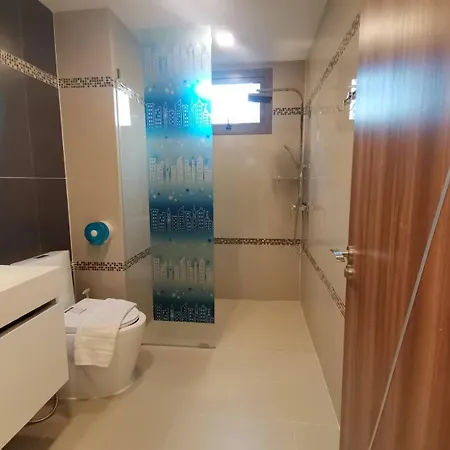 คลับรอยัล2bed Apartment *