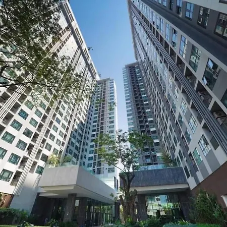 The Base Seaview Free Pick Up Apartment Pattaya