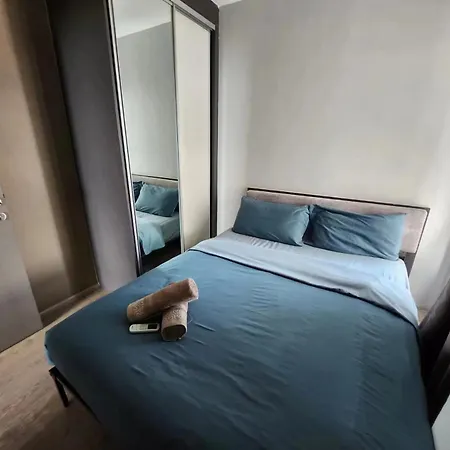 Apartment The Base海景网红顶层无边泳池 双卧室套房 海滩3分钟 *