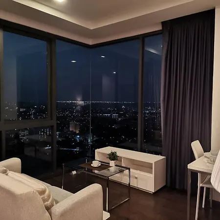 Posh 284 Apartment *