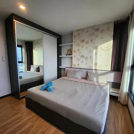 The Base海景网红顶层无边泳池 双卧室套房 海滩3分钟 * Pattaya
