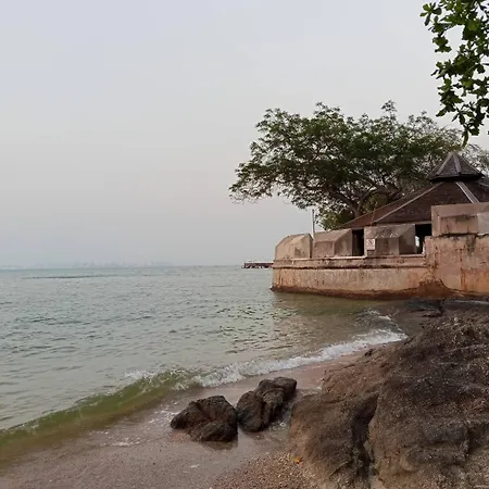 คลับรอยัล2bed * Pattaya