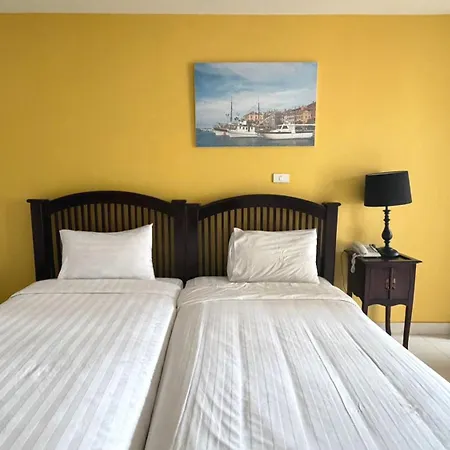 Sunday Wongamat Privacy Hotel Pattaya