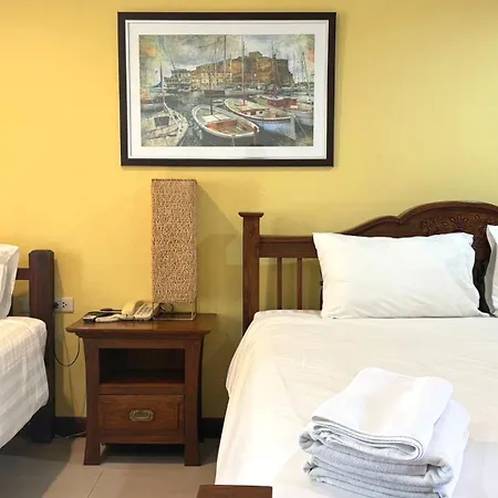 Sunday Wongamat Privacy Hotel