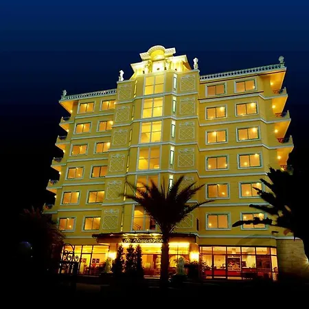 Four Seasons Place Pattaya