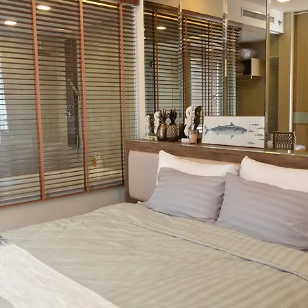 Apartment Everyday Beachfront Stylish Luxury Jomtien Pattaya