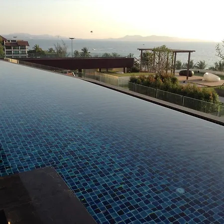 Everyday Beachfront Stylish Luxury Jomtien Pattaya