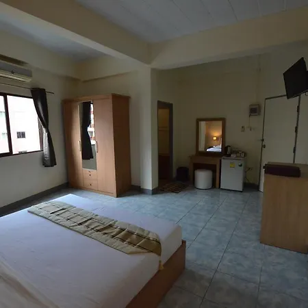 Guest house Bua Khao Paradise