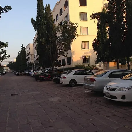 Apartment 3 Pieces Enteriement Meuble Pattaya